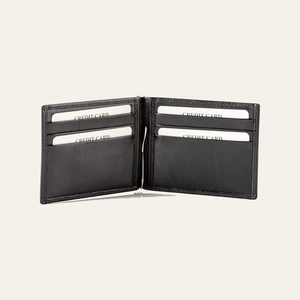 Dante in black, open