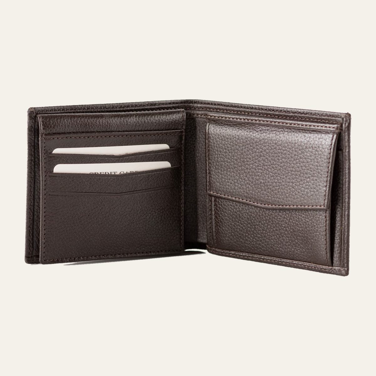 Nero in brown, open