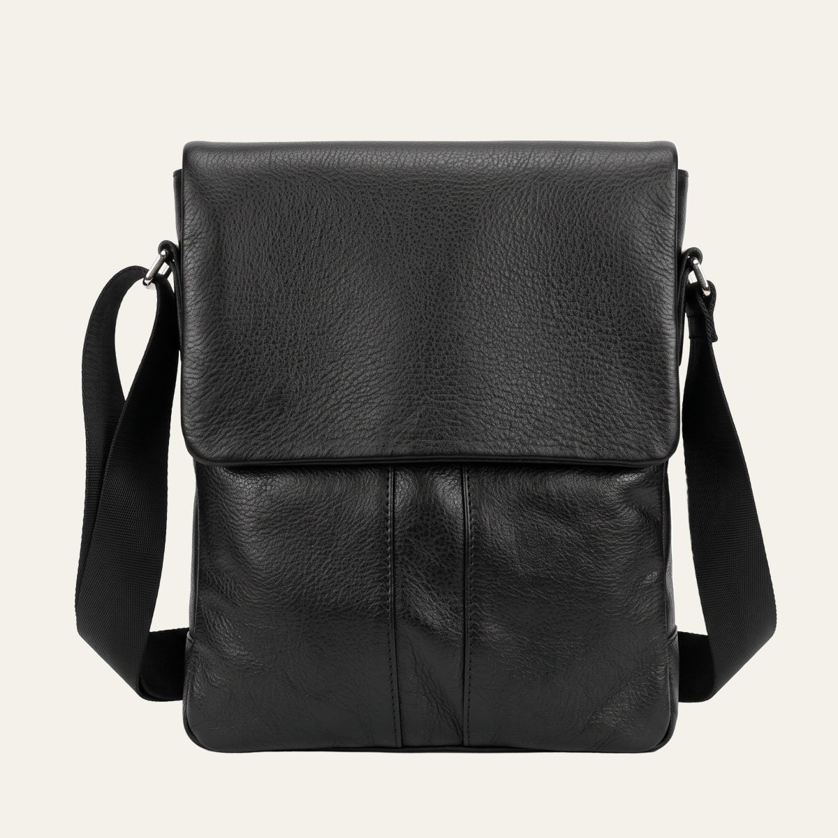 Ravello in black, front